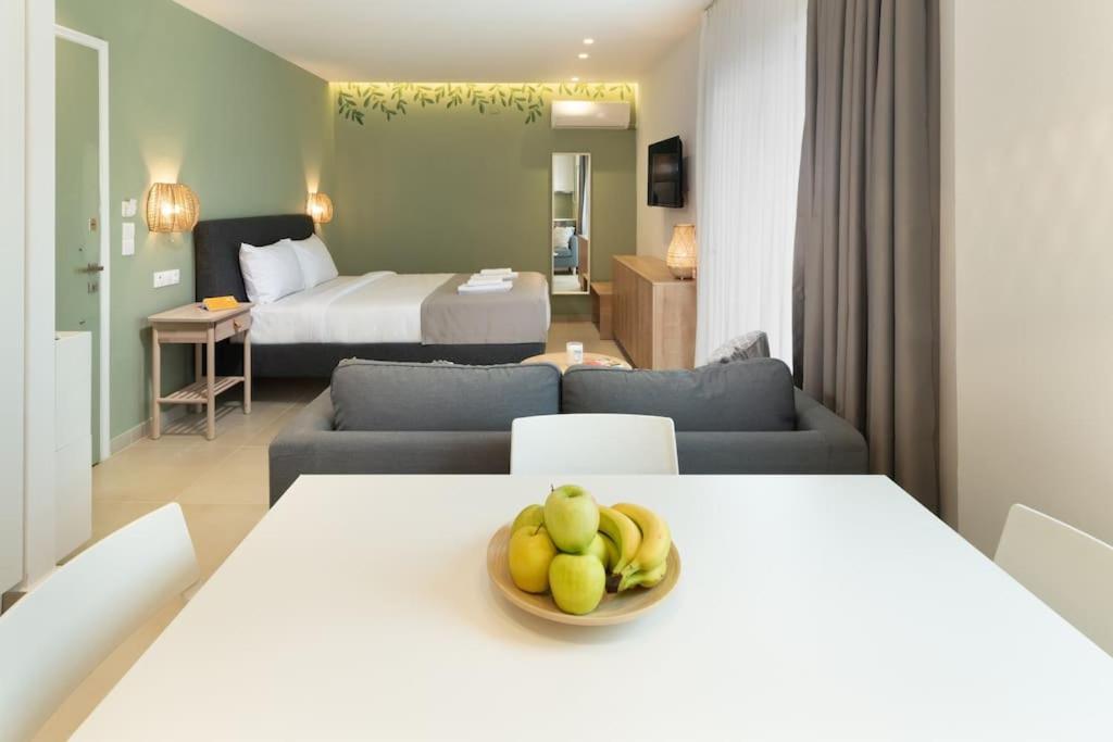 Olive Tree Home - Στούντιο Με Θέα Στο Κέντρο อายิโอสนิโกลาโอส ภายนอก รูปภาพ